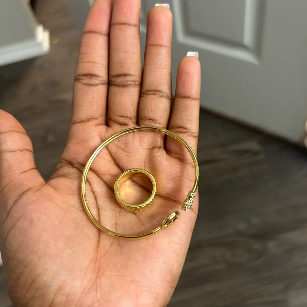 Micheal kors ring and bracelet jewelry set - Picture 3 of 9